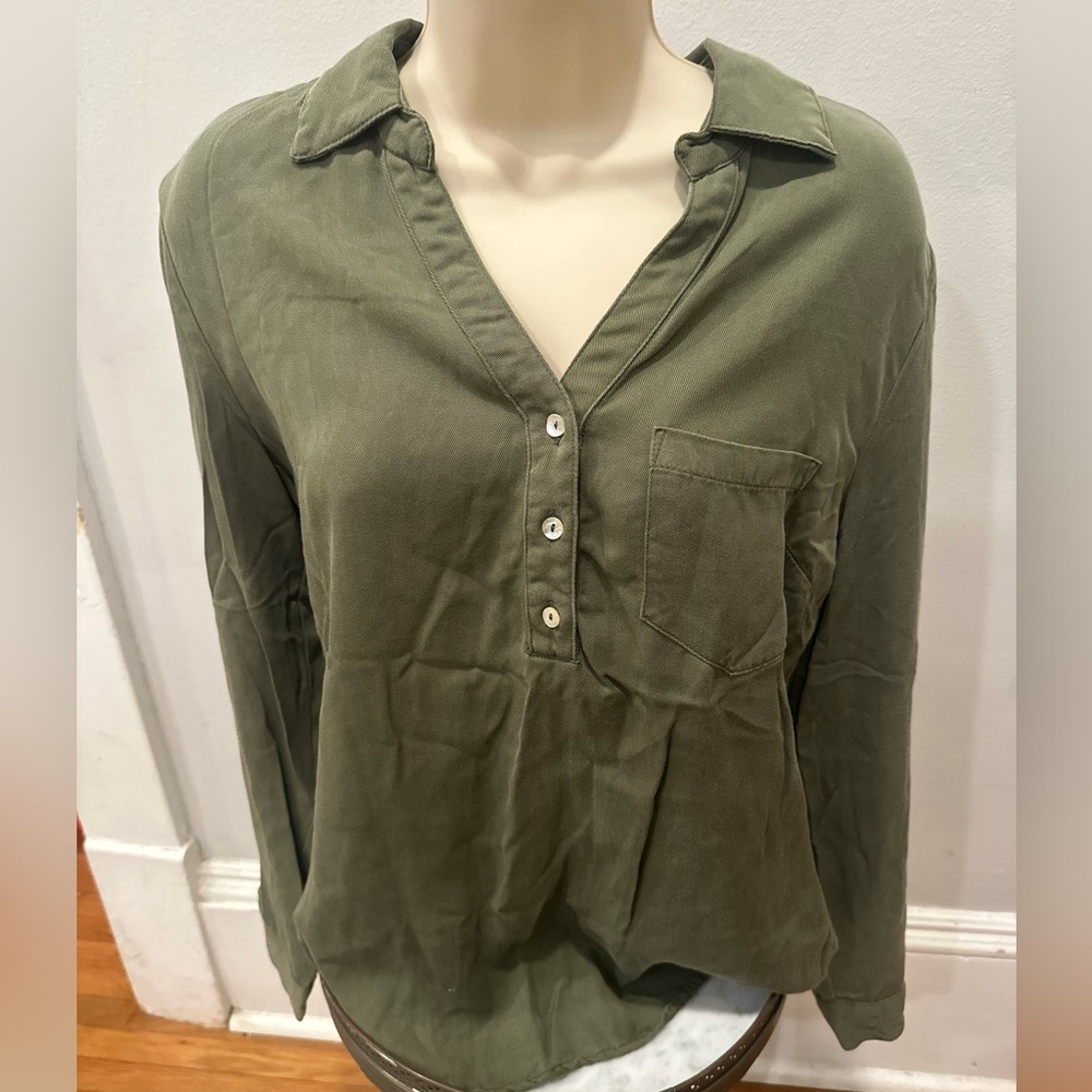 Kut from the Kloth pullover shirt